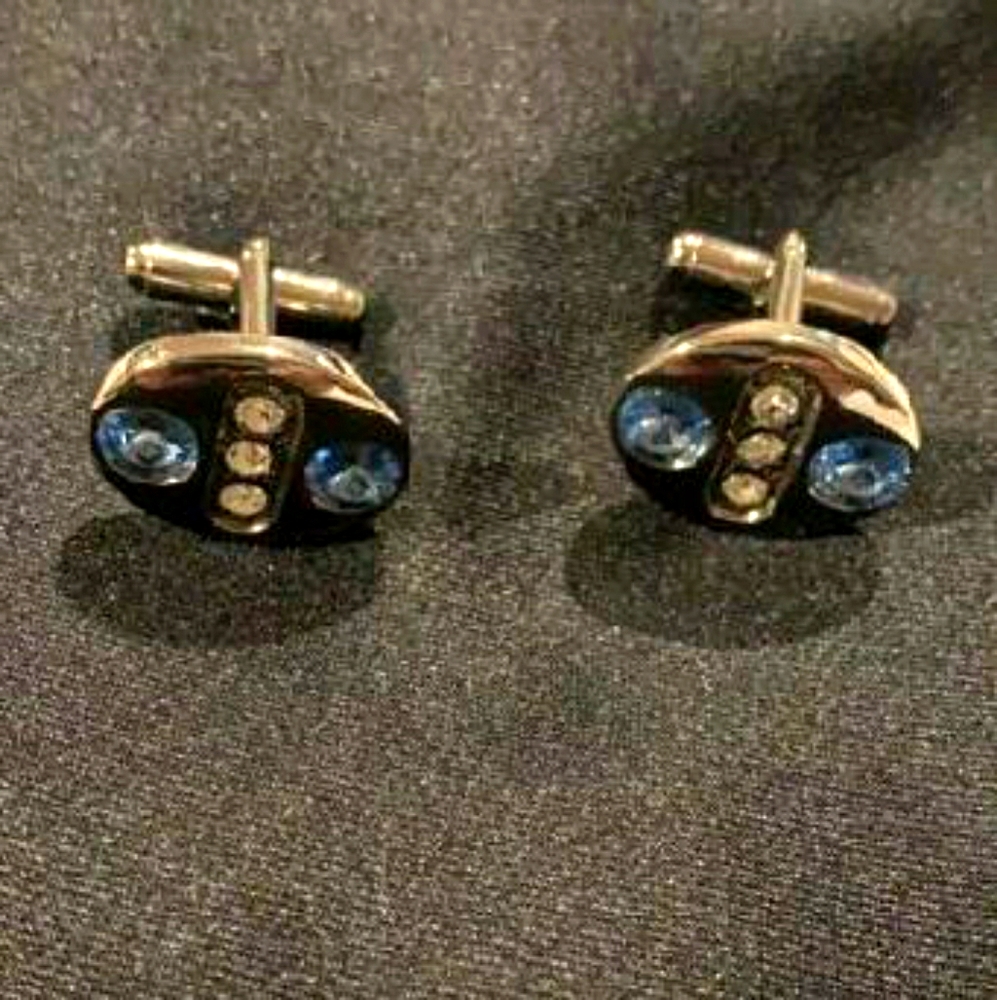 Men's cuff links